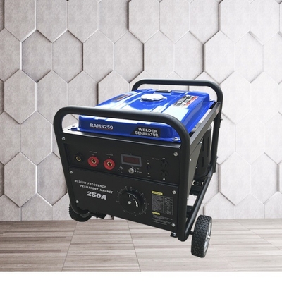 DC 2kw 250A เครื่องเชื่อมแบบแท่ง 75V ถัง 25L เครื่องเชื่อมแบบแท่งเบนซิน